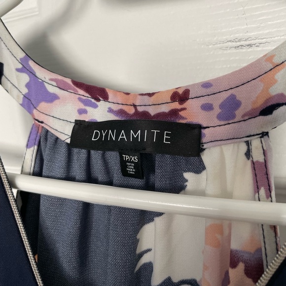 Dynamite Floral Romper - Size XS - Picture 6 of 6